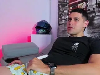 Offline andre_perez on Flirt4Free