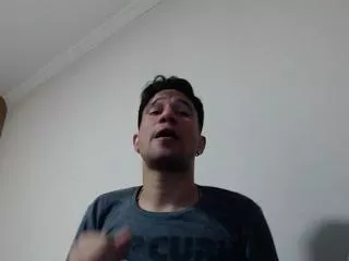 Offline axel_navas on Flirt4Free