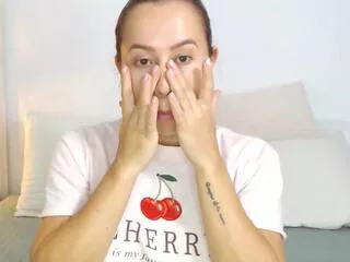 Offline belle_russeau on Flirt4Free