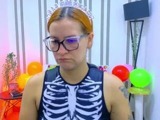 britney_taylor on Flirt4Free