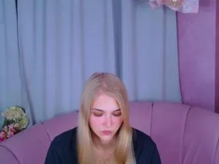 Offline chloe_lins on Flirt4Free