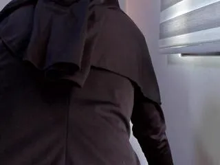 Freechat clara_maria on Flirt4Free