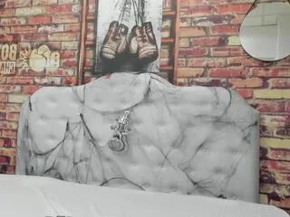 Offline damian_i on Flirt4Free