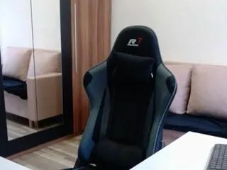 Offline darius_giles on Flirt4Free