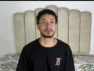 Offline dylan_athens on Flirt4Free