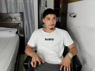 Offline eros_becker on Flirt4Free