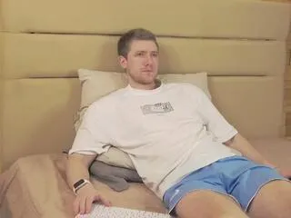 ethan_pinkman — Freechat on Flirt4Free