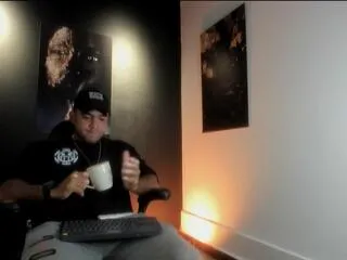 Freechat jakob_ragnar on Flirt4Free