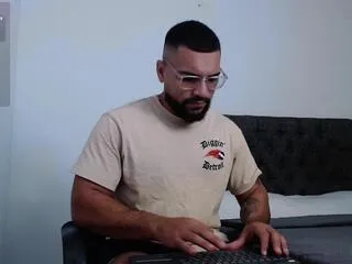 Offline jaxon_vincent on Flirt4Free