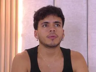 jordan_rodriguezz — Away on Flirt4Free