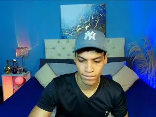 Offline kleyton_jones on Flirt4Free