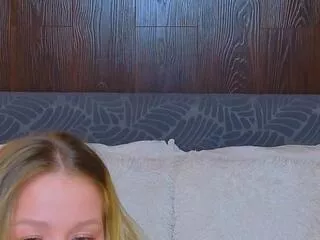 lee_amy on Flirt4Free