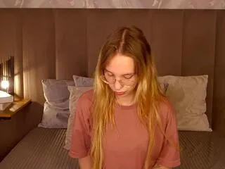 Freechat lina_lewitt on Flirt4Free