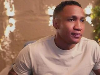 logan_varela — Freechat on Flirt4Free