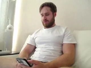 lorenzo_lux on Flirt4Free