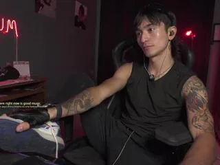 Freechat lucky_sins on Flirt4Free