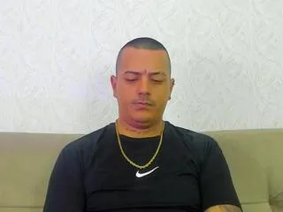 Offline maxi_hall on Flirt4Free