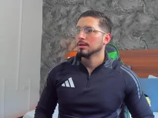 Flirt4Free nick_moss is Freechat nick_moss — Freechat on Flirt4Free