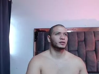 Offline paulina_estrada_mateo_arraez on Flirt4Free