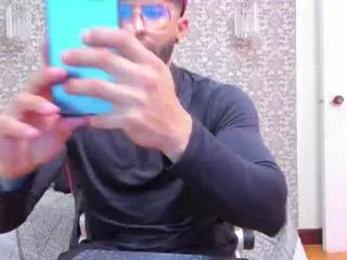 Offline riky_star on Flirt4Free