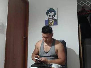 Offline santiago_puerto on Flirt4Free