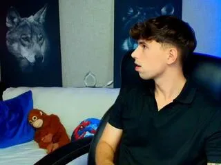 Offline simone_florenzi on Flirt4Free