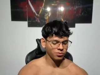 Offline stefan_lennox on Flirt4Free