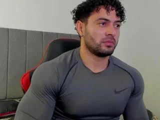 Offline thomas_brandon on Flirt4Free