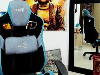 titan_jones — Freechat on Flirt4Free