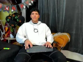 Offline tobias_vega on Flirt4Free