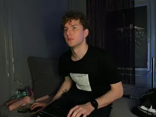 Offline tony_wiliam on Flirt4Free