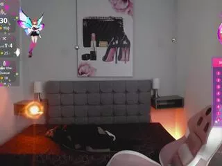 Freechat violet_suky on Flirt4Free