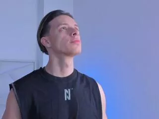 Freechat walker_brown on Flirt4Free