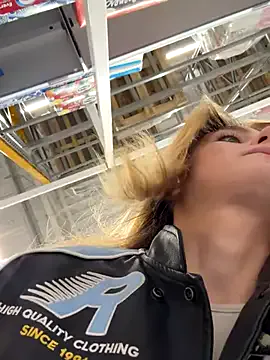 Group -AngelAri- on StripChat