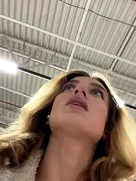 Group -AngelAri- on StripChat