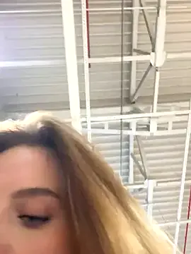 Group -AngelAri- on StripChat