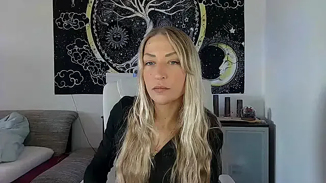 Offline -Jeany- on StripChat