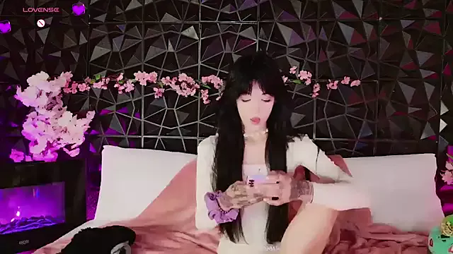 Offline -NOBU- on StripChat