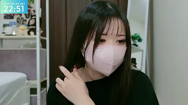 Offline -SHIZUKU- on StripChat