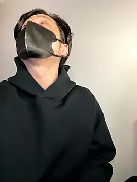 Offline -victory-fox on StripChat