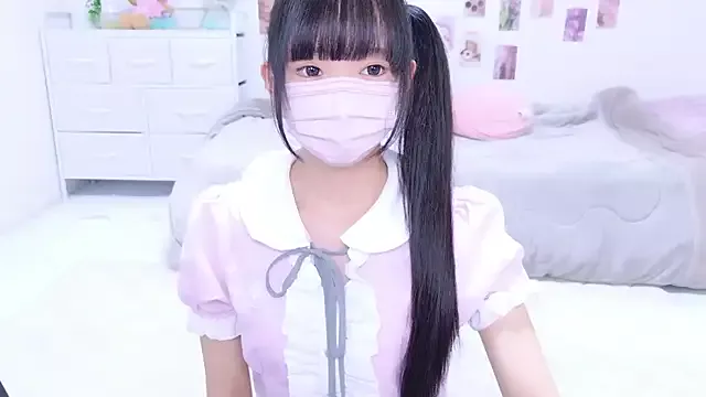 Group 86_haru on StripChat