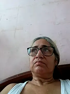 StripChat _candi is Freechat _candi — Poner nombre en las tetas