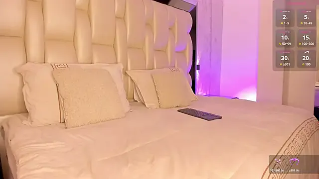 Freechat _CurlyGirl_ on StripChat