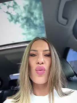 Offline _JessyRey_ on StripChat