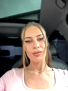 Offline _JessyRey_ on StripChat