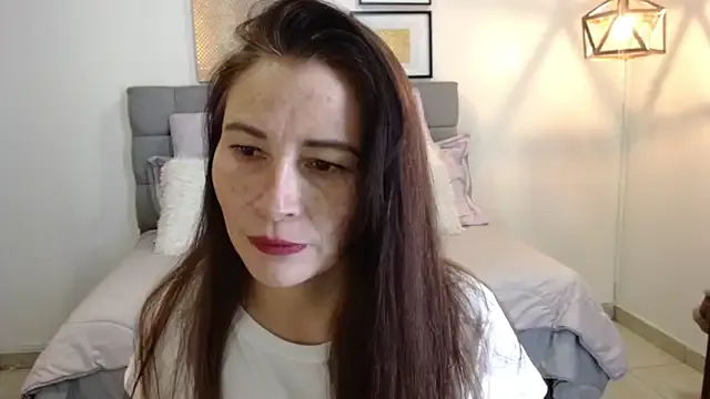 _naomi_s on StripChat