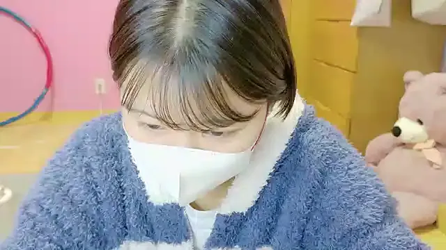 Offline _usya_2525 on StripChat