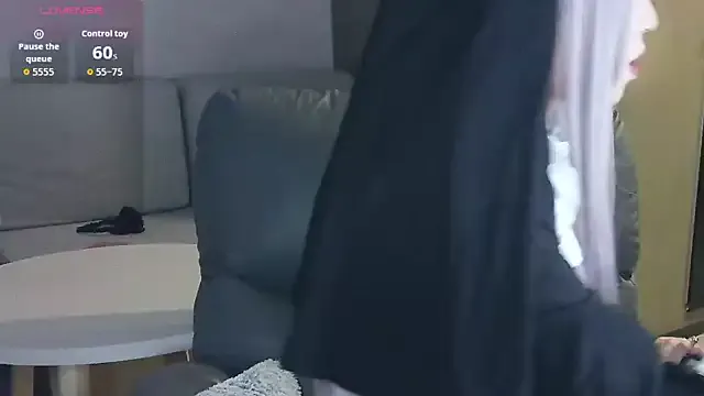 Offline a5l2e0x on StripChat