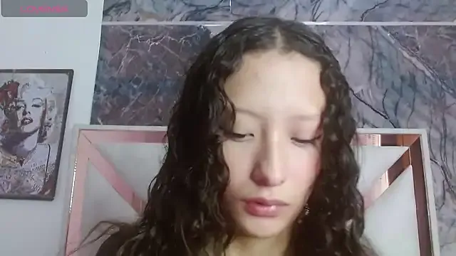 Freechat abbycutecs on StripChat