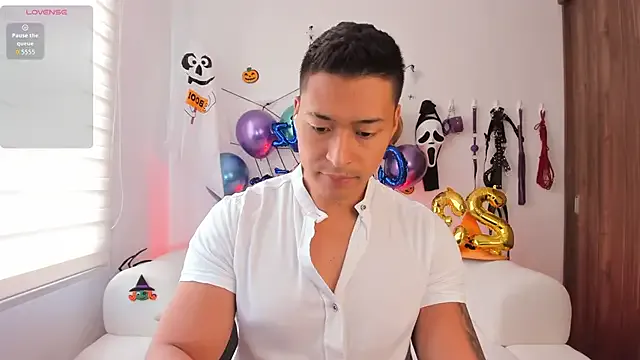 Offline abu_dhabi_21 on StripChat